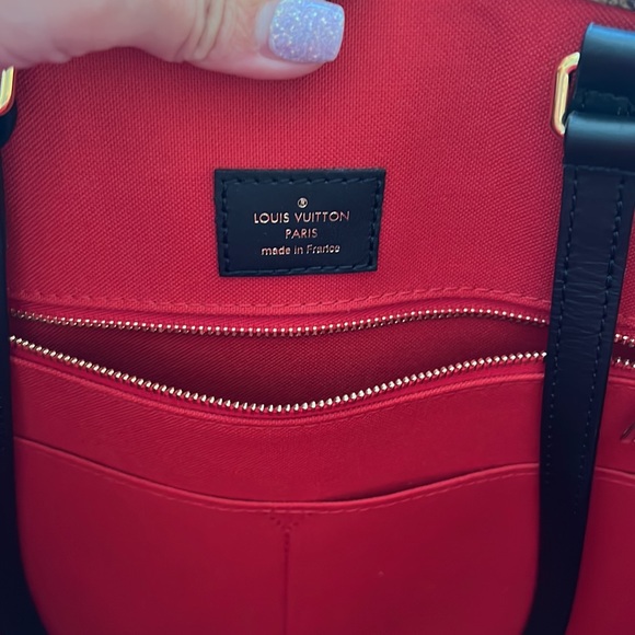 SOLD! 🔥🔥🔥Authentic Louis Vuitton GM - Picture 6 of 6